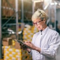 Managing Orders and Fulfillment: Streamlining the Omnichannel Retail Experience